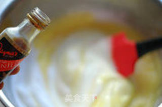 分秒必争的美味:香草舒芙蕾蛋糕的做法步骤:6