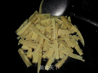 油焖春笋的做法步骤:3