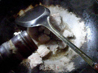 野葱烧五花肉的做法步骤：3