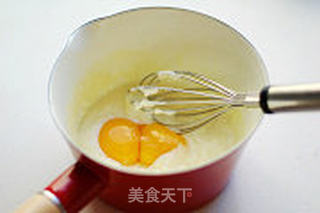 分秒必争的美味:香草舒芙蕾蛋糕的做法步骤:4