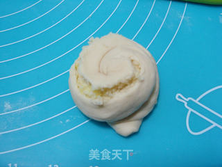 椰蓉花形小餐包的做法步骤:10