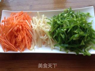 鱼香肉丝的做法步骤:5