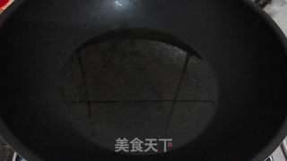 春天枝芽上的味道——炸香椿的做法步骤:3