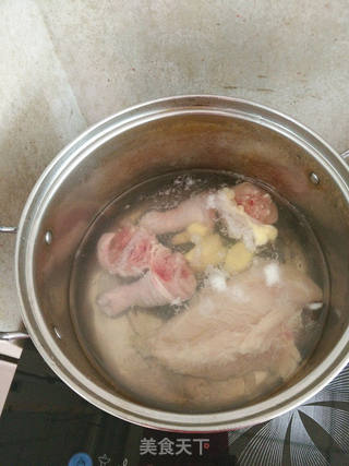 凉拌鸡丝面的做法步骤:2