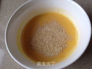 【杏仁蜂蜜戚风蛋糕】
的做法步骤:5