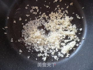 蒜蓉粉丝蒸扇贝的做法步骤:6