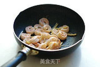 春天的小清新范儿:翡翠虾仁的做法步骤:5