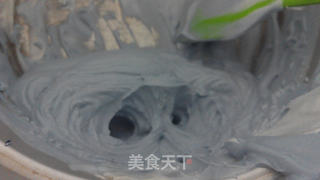 色彩的世界——蓝色渐变戚风蛋糕的做法步骤:8