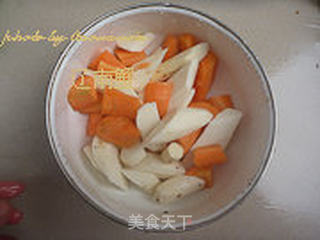 排骨炖鸡的做法步骤:4