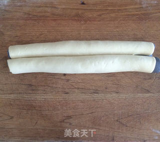 双色如意馒头的做法步骤:12