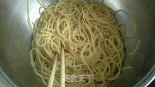 意大利面的做法步骤:4
