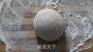 榴香飘飘——榴莲披萨的做法步骤：2