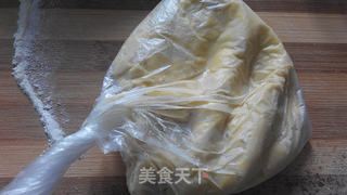 榴香飘飘——榴莲披萨的做法步骤:7