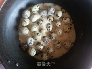 盐焗鹌鹑蛋的做法步骤:5