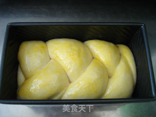 纯奶红豆沙辫子吐司的做法步骤:12