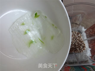 美白祛湿抗衰老——芦荟薏米汁的做法步骤:4