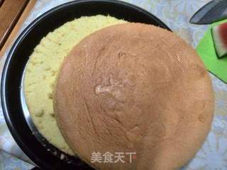女儿四岁的生日蛋糕----小白兔奶油蛋糕的做法步骤:2