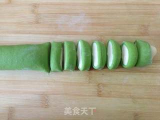翡翠白菜水饺的做法步骤:11