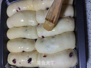 蔓越莓奶香小排包的做法步骤:13
