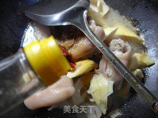 雷笋煮猪蹄的做法步骤:9