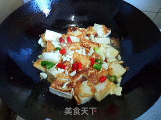 木耳烧豆腐的做法步骤:3