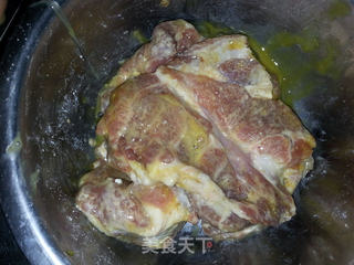 香酥猪排的做法步骤:2