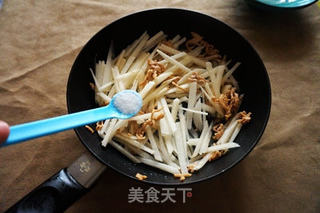 肉丝水果苤蓝的做法步骤:8