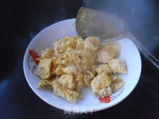 蛋炒蒜苗的做法步骤:5