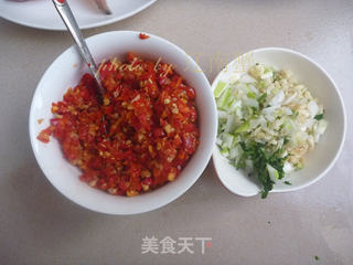 剁椒鱼头的做法步骤:3