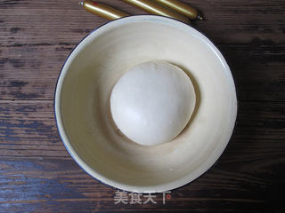 小时候最爱的面包之一——香葱火腿面包的做法步骤:5