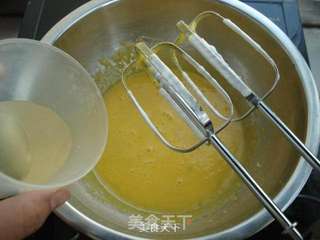 草莓蛋糕卷的做法步骤:3
