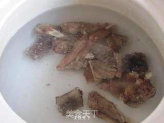 简单瘦身靓汤----冬瓜水鸭煲的做法步骤:3