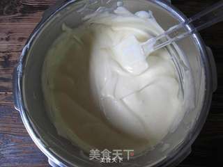 终于用硬膜做出了不塌陷的戚风——八寸圆模戚风的做法步骤:13