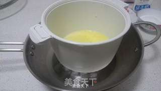 芒果慕斯蛋糕(生日蛋糕)的做法步骤:2