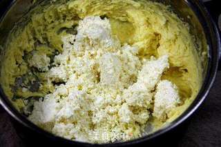 乳酪奶油霜杯子蛋糕的做法步骤:13