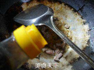 梅干菜肉片炒雷笋的做法步骤:7