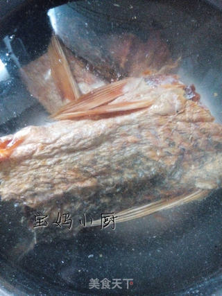 家常蒸腊鱼的做法步骤：1