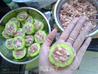 粤式家乡菜--冬菇苦瓜酿的做法步骤:6