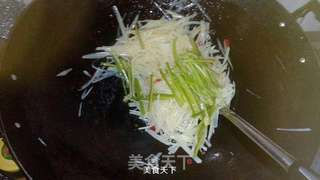 永远吃不腻的经典家常菜———酸辣土豆丝的做法步骤:15