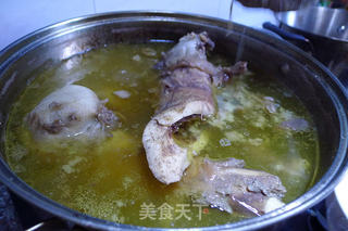 正宗地道陕西羊肉泡馍做法的做法步骤:5