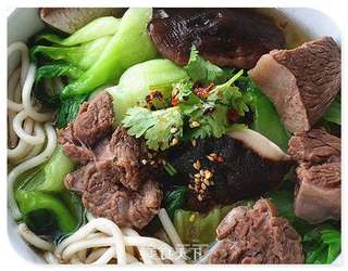 香菇牛肉面的做法步骤:9