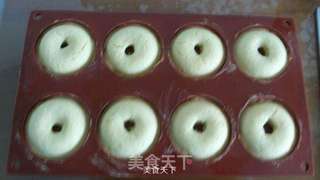 巧克力甜甜圈的做法步骤:8