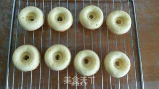 巧克力甜甜圈的做法步骤:9