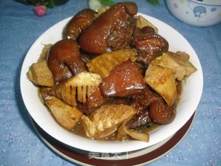 春笋烧蹄膀的做法步骤:12