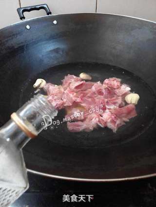 【南瓜烧排骨】的做法步骤:3