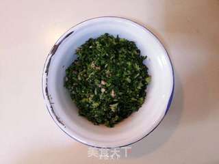 最春天的味道——荠菜水饺的做法步骤：1