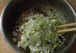 千层牛肉饼和酸辣汤的做法步骤:3