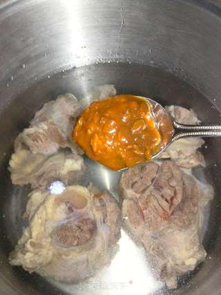 清炖牛肉的做法步骤:6