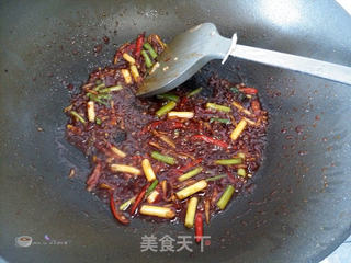 鱼香肉丝的做法步骤:11