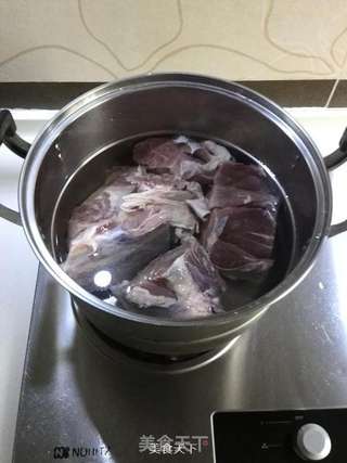 清炖牛肉的做法步骤:3